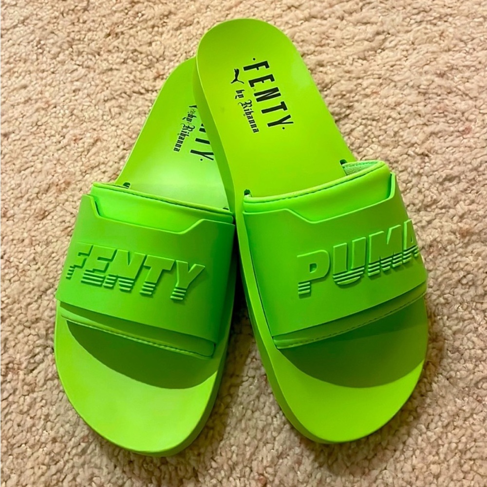 Puma by Rihanna Fenty Pool Slides 🌴